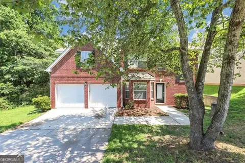 3538 Creekview Dr, Rex, GA 30273