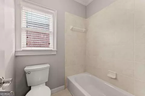 Bath - 1720 Briergate Dr, Duluth, GA 30097 photo 9 of 11