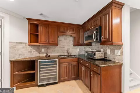 Kitchen - 1720 Briergate Dr, Duluth, GA 30097 photo 8 of 8