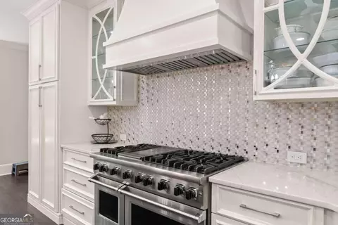Kitchen - 1720 Briergate Dr, Duluth, GA 30097 photo 5 of 8