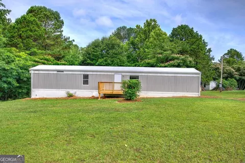 894 Frashier Rd, Carrollton, GA 30116
