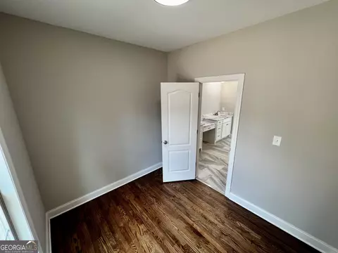 Bedroom - 2520 Fox Creek Ct, Haddock, GA 31033 photo 2 of 15