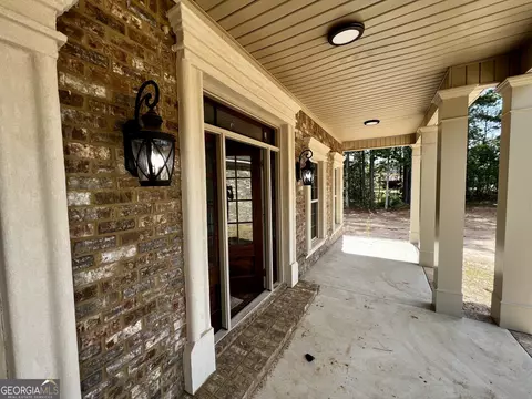 Exterior - 2520 Fox Creek Ct, Haddock, GA 31033 photo 2 of 5
