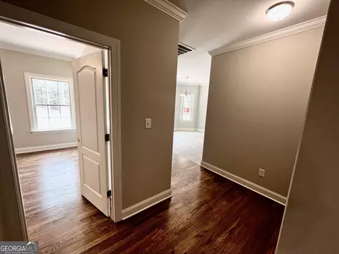 Entry Way - 2520 Fox Creek Ct, Haddock, GA 31033 photo 5 of 9