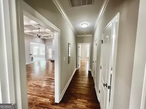 Entry Way - 2520 Fox Creek Ct, Haddock, GA 31033 photo 2 of 9
