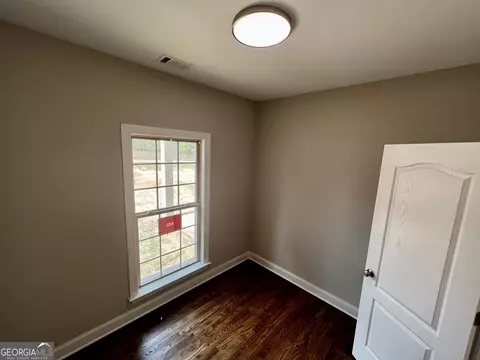 Bedroom - 2520 Fox Creek Ct, Haddock, GA 31033 photo 1 of 15