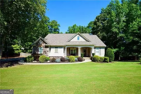 2885 Dartmouth Pl, Cumming, GA 30041