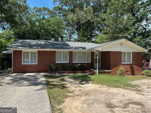 114 Lincoln St, Warner Robins, GA 31088