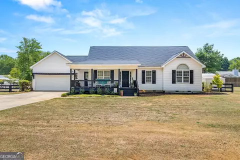 550 Bedford Dr, Hull, GA 30646