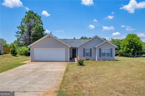 4678 Turning Leaf Dr, Gillsville, GA 30543