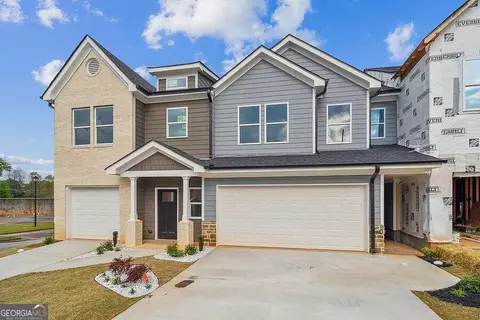 4011 Redan Rd #4, Stone Mountain, GA 30083