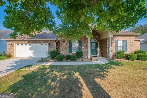 107 Ironwood Dr, Bonaire, GA 31005
