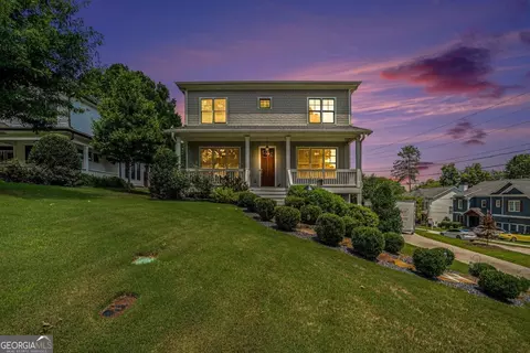345 Creighton Ave, Scottdale, GA 30079