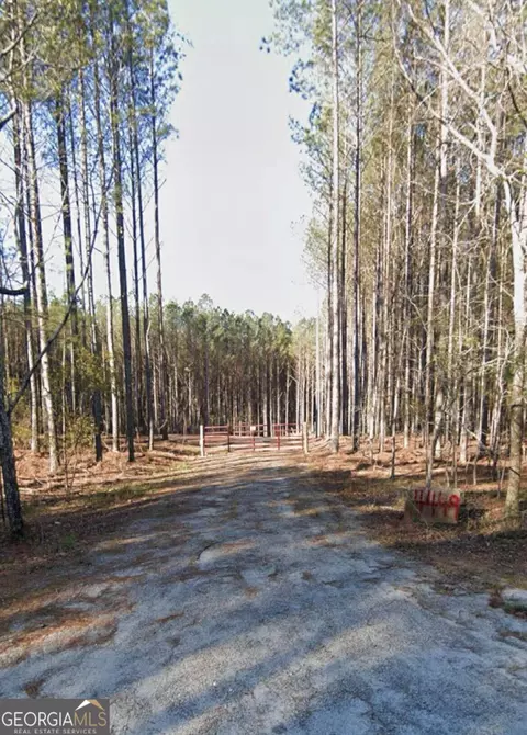 4449 Forrest Rd, Hogansville, GA 30230