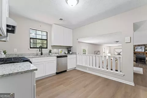 109 Farmbrook Trl, Stockbridge, GA 30281 photo 5