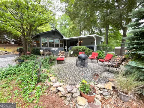 21 Happy Trl, Cleveland, GA 30528