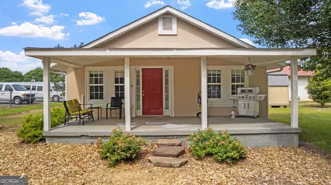 4740 Cross St, Cedar Bluff, AL 35959