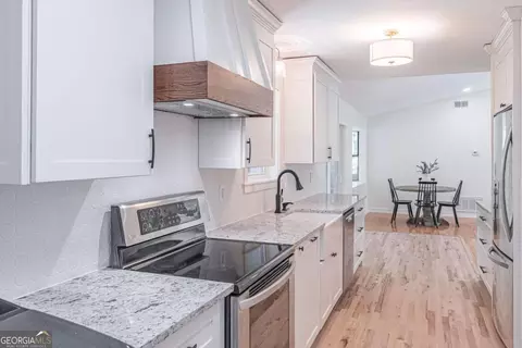 3933 Irvindale Rd, Duluth, GA 30096 photo 3