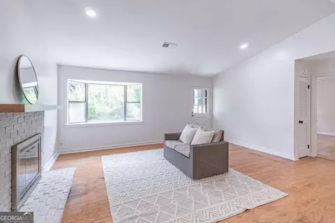 3933 Irvindale Rd, Duluth, GA 30096 photo 10