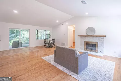 3933 Irvindale Rd, Duluth, GA 30096 photo 8
