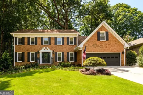 4009 Northlake Creek Dr, Tucker, GA 30084