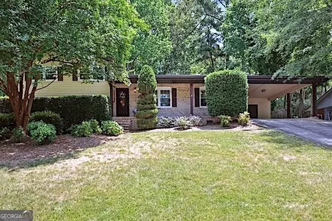 1260 Seven Springs Cir, Marietta, GA 30068