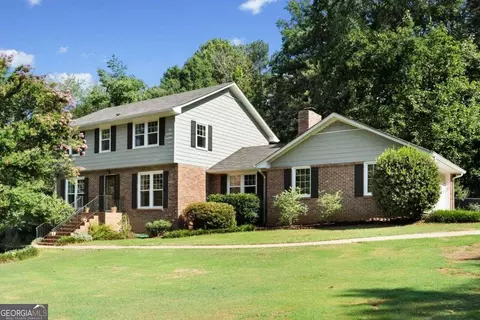 285 Northgate Trce, Roswell, GA 30075