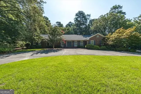 4180 Canyon Rd, Macon, GA 31210