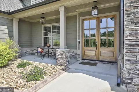 Exterior - 105 Dean Dr, Tyrone, GA 30290 photo 9 of 17