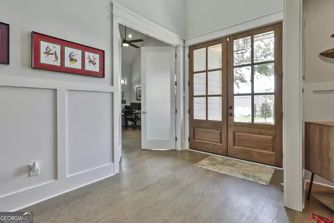 Entry Way - 105 Dean Dr, Tyrone, GA 30290 photo 2 of 4