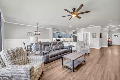1091 Sutherland Dr, Winder, GA 30680 photo 7