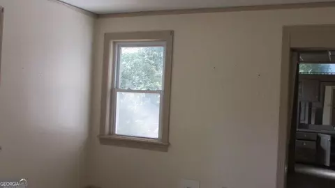 323 Lane Cir, Lagrange, GA 30240 photo 11