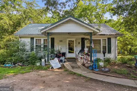 3804 Price Rd, Gainesville, GA 30506