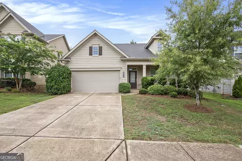 1073 Roanoke Ave, Mcdonough, GA 30253