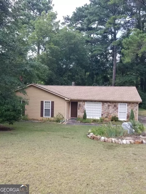 197 Cosby Dr, Lagrange, GA 30241