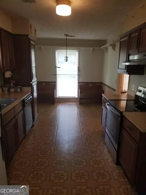 197 Cosby Dr, Lagrange, GA 30241 photo 5