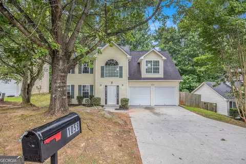 1058 Erie Cir, Stone Mountain, GA 30087