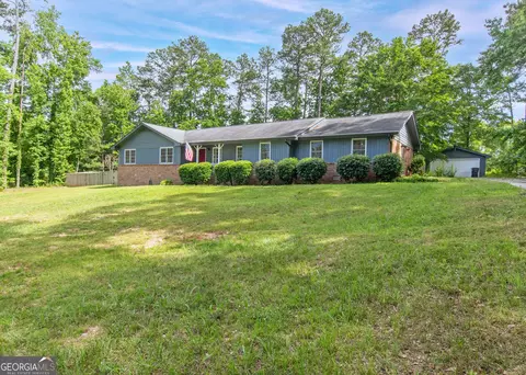 145 Silver Leaf Dr, Fayetteville, GA 30214