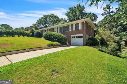 2048 Montrose Dr, East Point, GA 30344