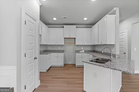 674 E Lake Rd, Mcdonough, GA 30252 photo 11