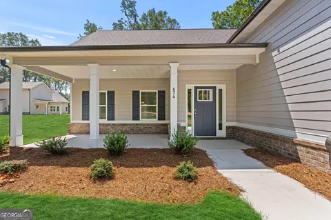 674 E Lake Rd, Mcdonough, GA 30252 photo 2