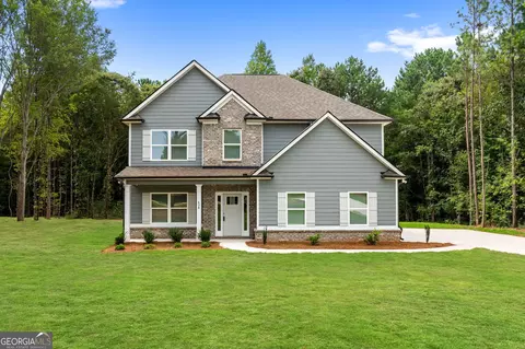 638 E Lake Rd, Mcdonough, GA 30252