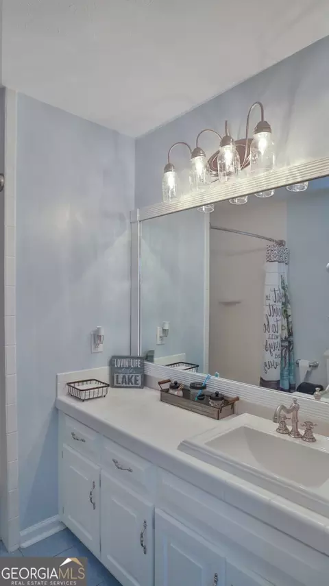 Bath - 85 Lovic Davis Rd, Lagrange, GA 30240 photo 1 of 16