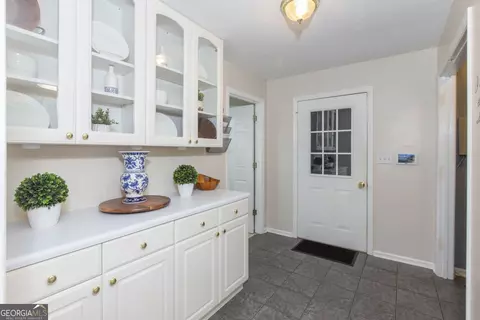 Entry Way - 85 Lovic Davis Rd, Lagrange, GA 30240 photo 2 of 4