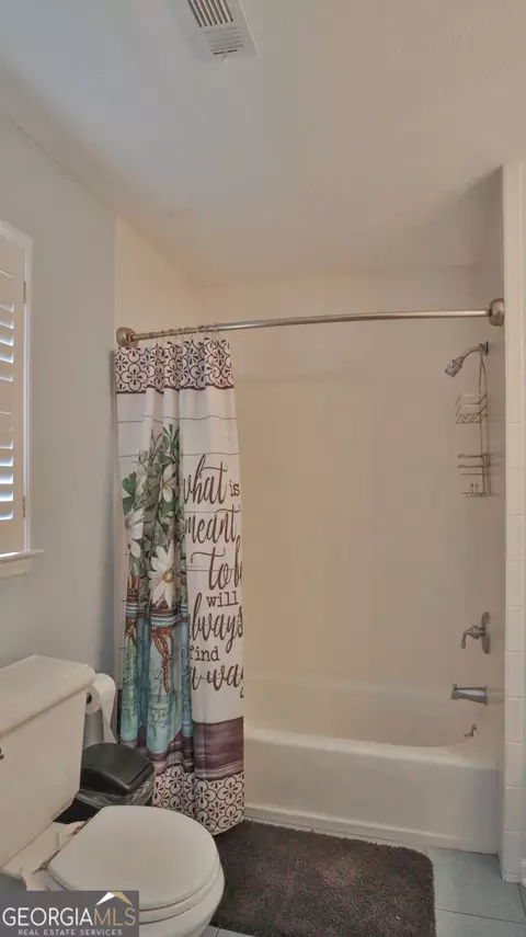 Bath - 85 Lovic Davis Rd, Lagrange, GA 30240 photo 5 of 16