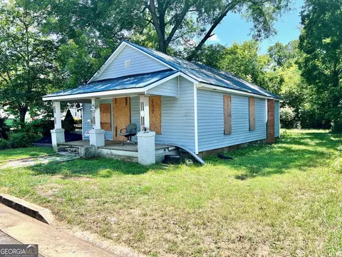 416 E Gordon St, Elberton, GA 30635
