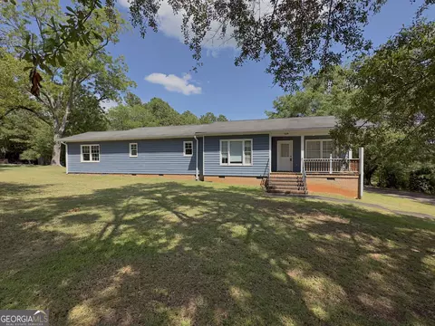 68 Washington Dr, Forsyth, GA 31029