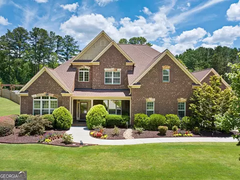 4517 Meadow Green Ln, Acworth, GA 30101