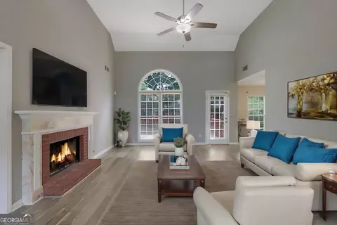 623 Planters Mill Pointe Pointe, Dacula, GA 30019 photo 2