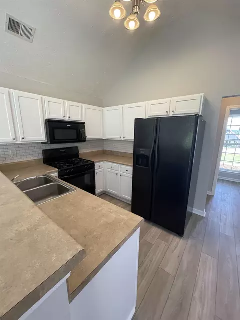 320 Preakness Dr, Lagrange, GA 30241 photo 5